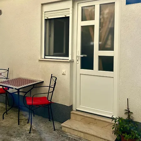 Dinka Apartmán Trogir