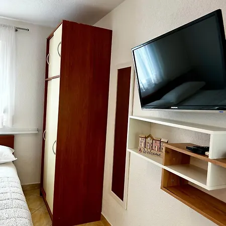 Dinka Trogir
