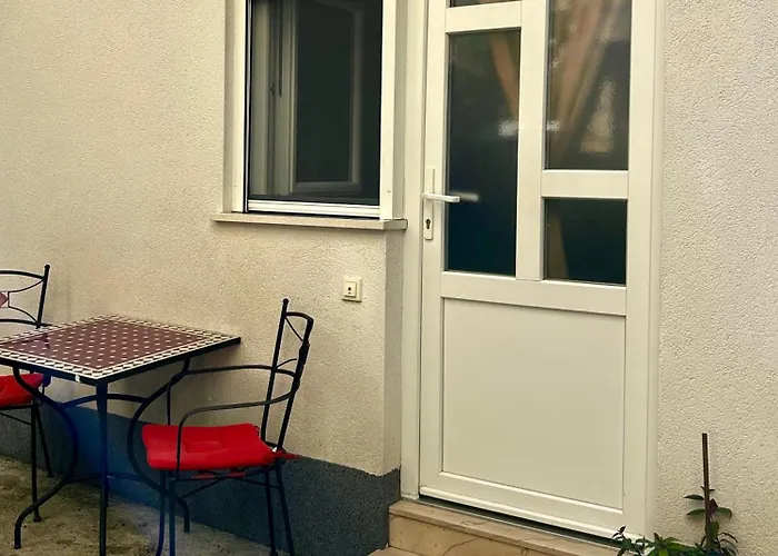 Dinka 아파트 트로기르